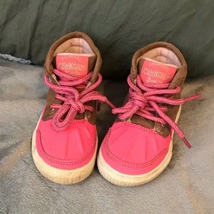 Osh Kosh toddler duck boots